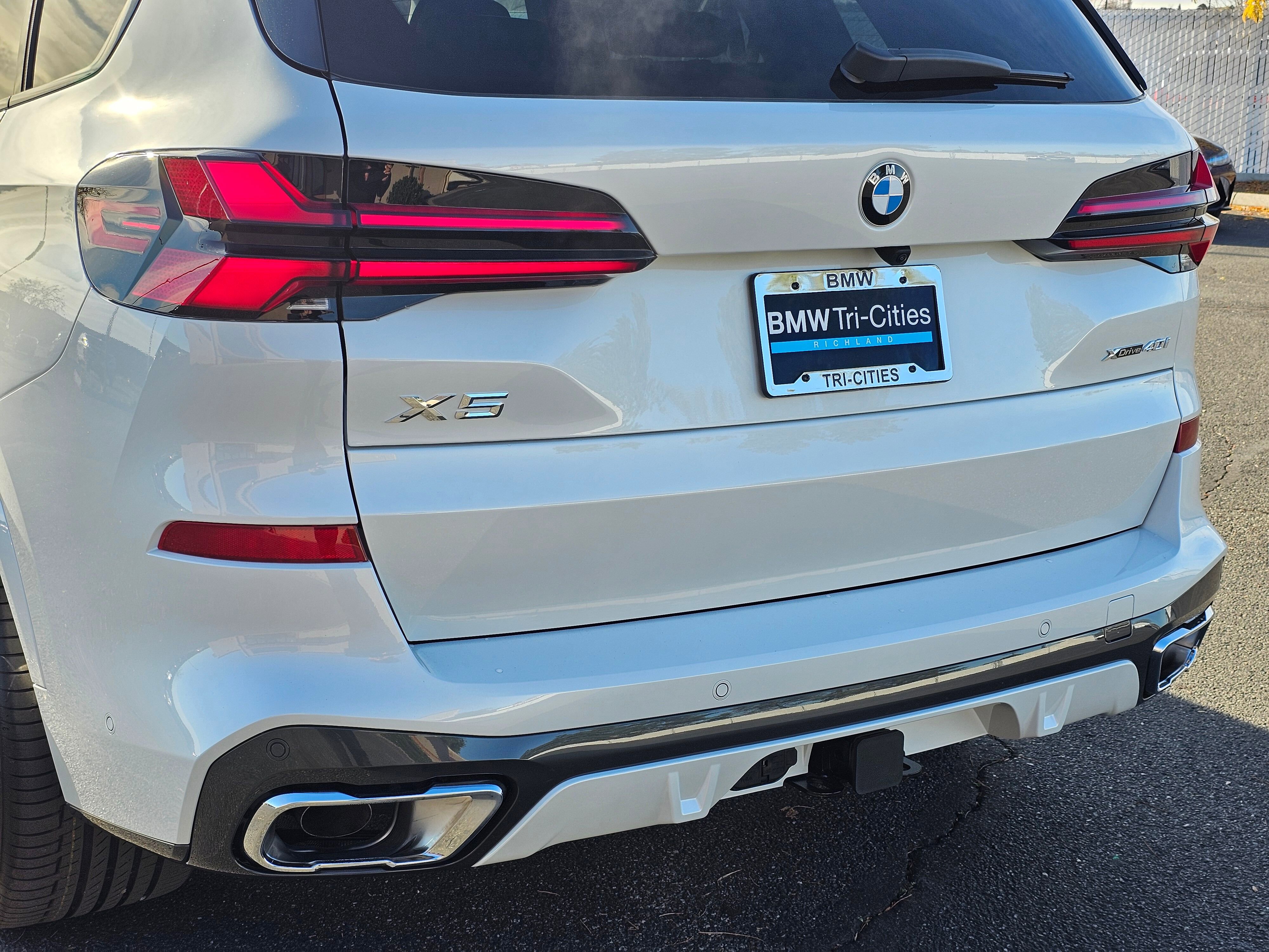 New 2026 BMW X5 xDrive40i w/ M Sport Package image 7