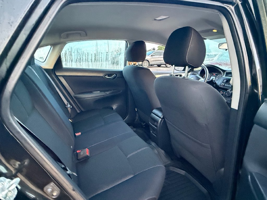 Used 2016 Nissan Sentra S FWD image 15