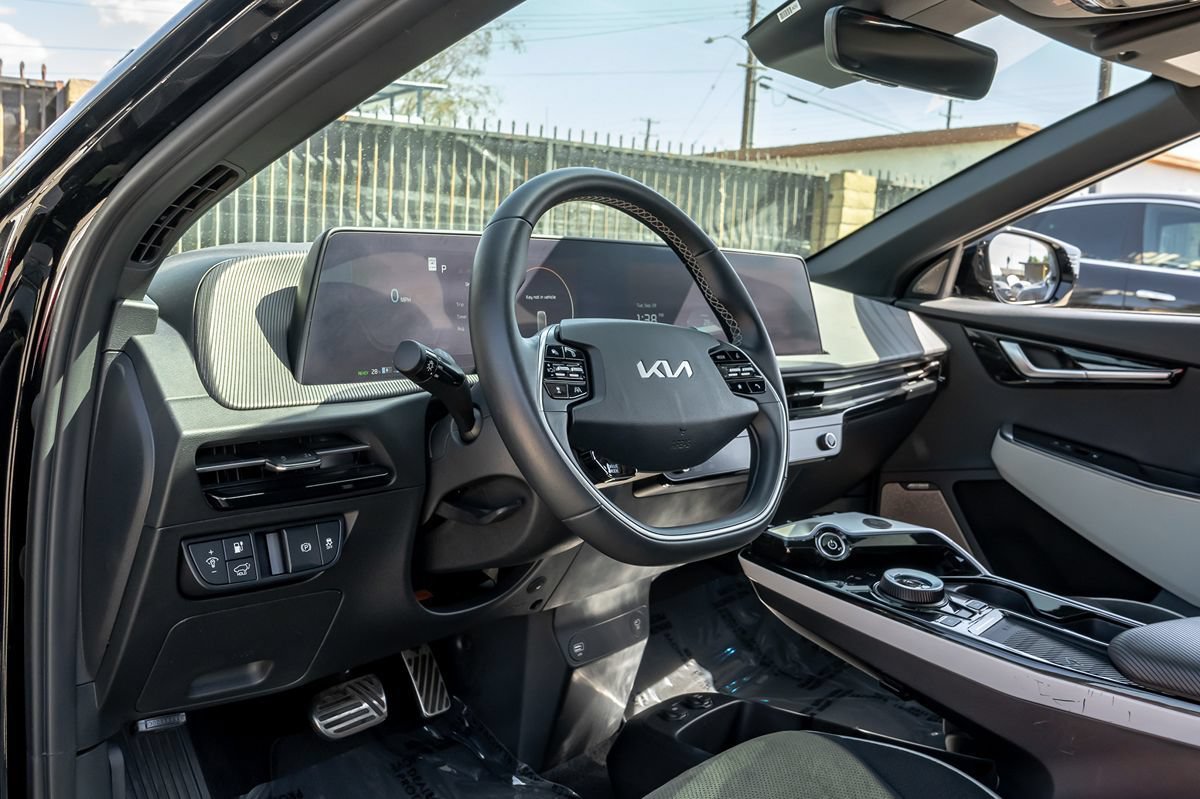 Used 2024 Kia EV6 GT-Line RWD image 6