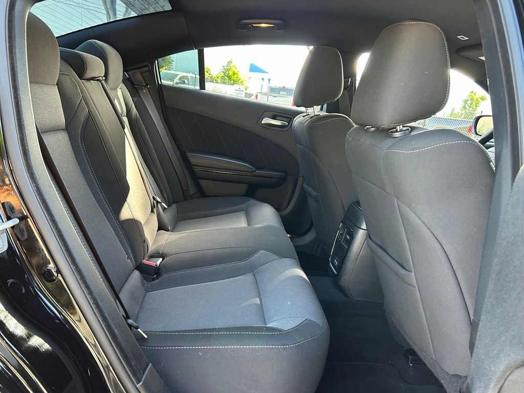 Used 2021 Dodge Charger SXT w/ Blacktop Package RWD image 40