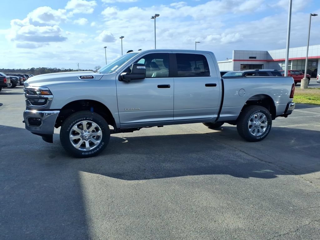 New 2026 RAM 2500 Big Horn AWD/4WD image 3