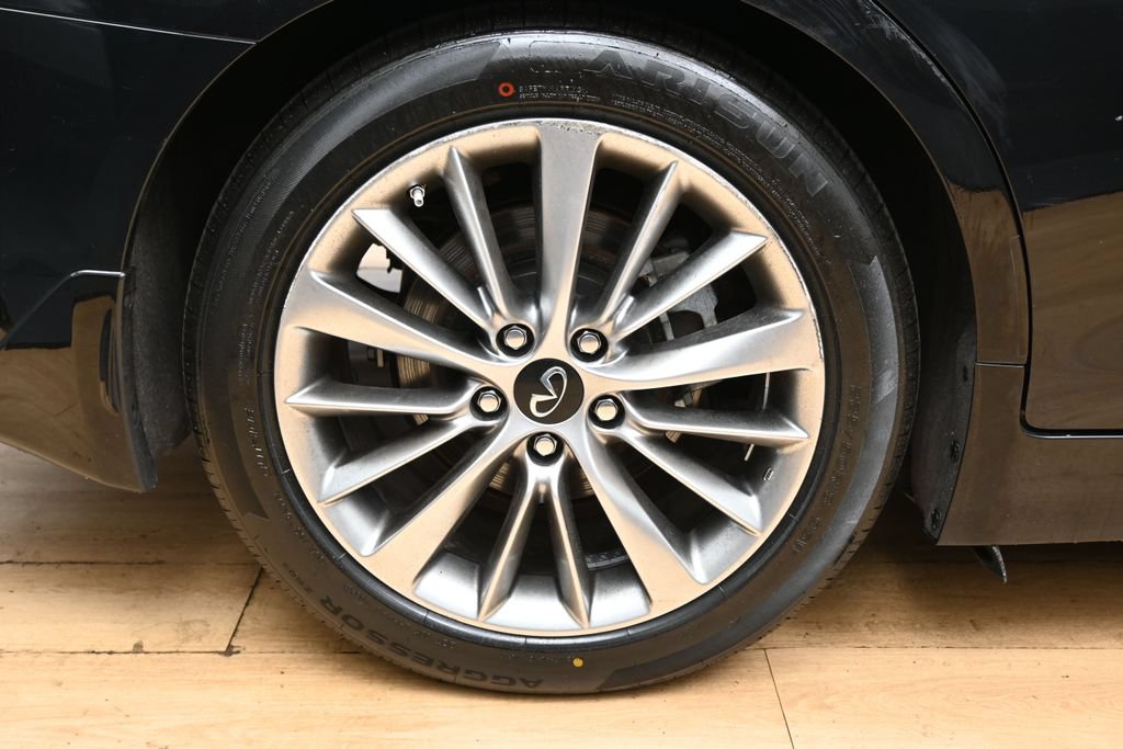 Used 2022 INFINITI Q50 Luxe w/ Cargo Package RWD image 9