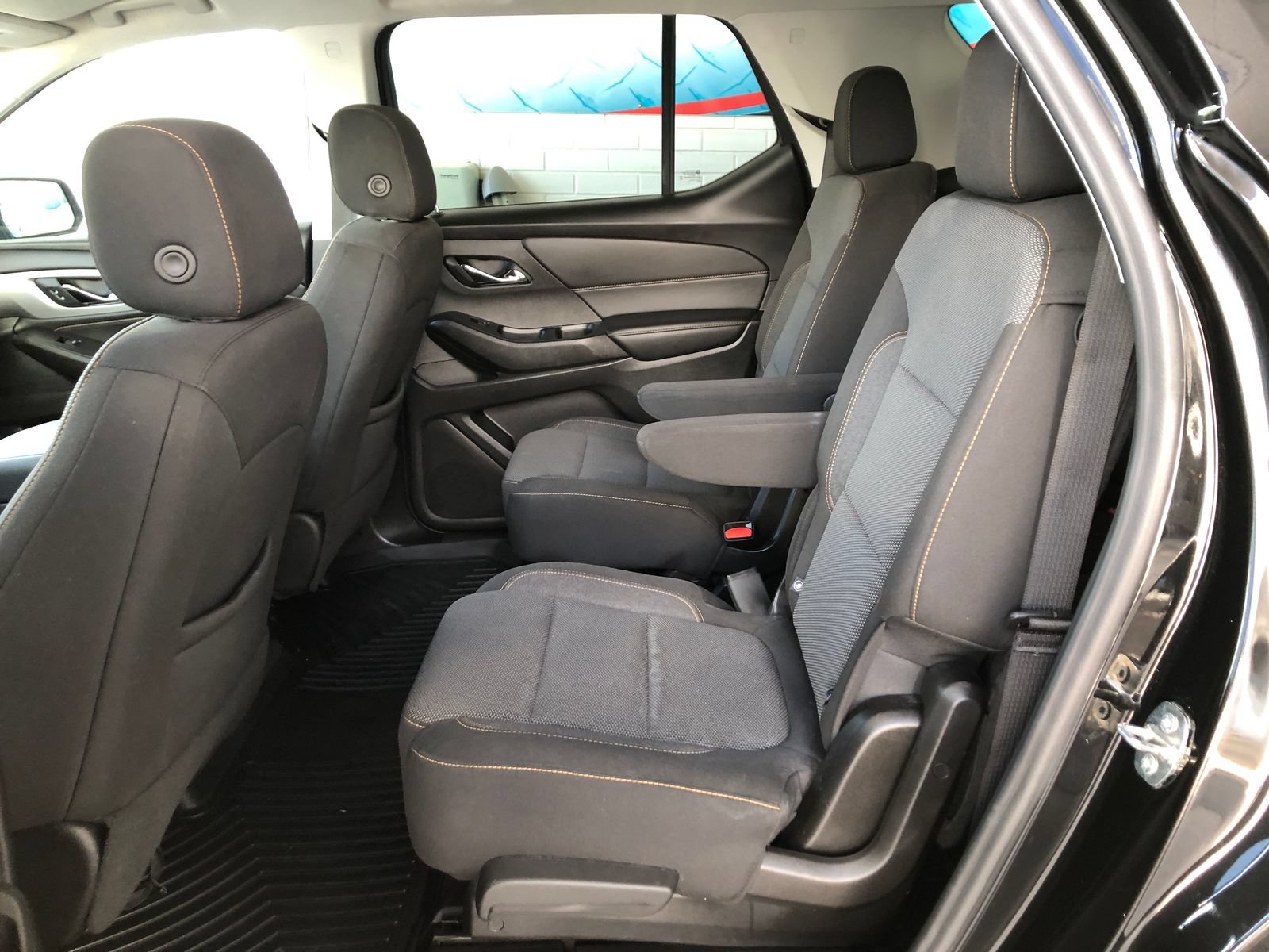 Used 2021 Chevrolet Traverse LT AWD/4WD image 12