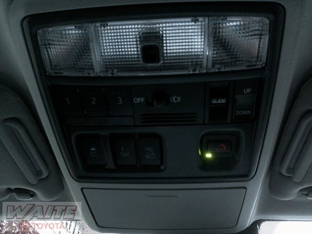 Used 2022 Toyota 4Runner Limited image 18