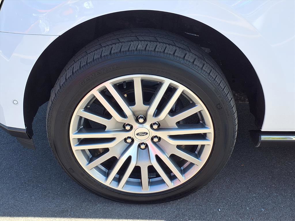 Used 2022 Ford Expedition Max Limited image 30