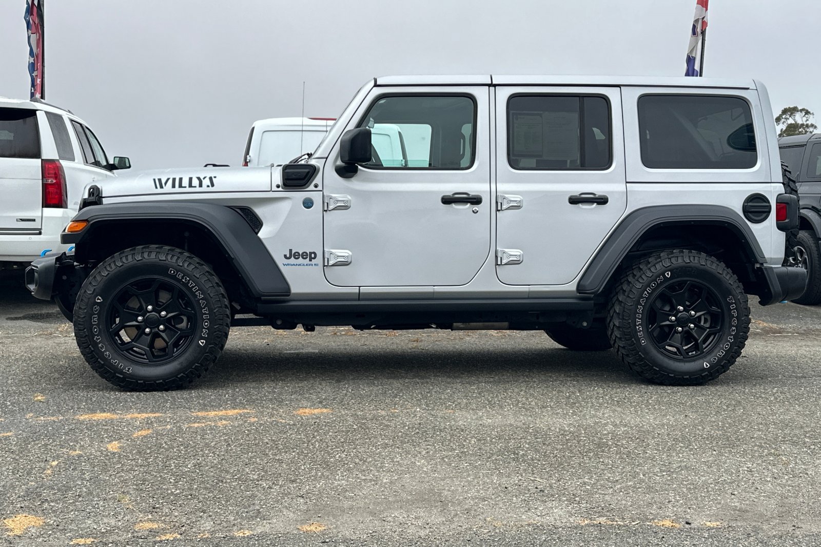 Used 2023 Jeep Wrangler Unlimited AWD/4WD image 2