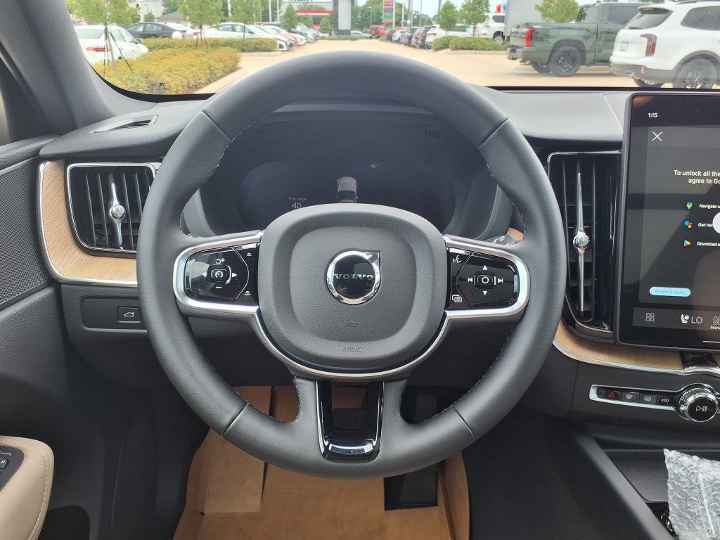 New 2026 Volvo XC60 B5 Plus w/ Protection Package Premier AWD/4WD image 18