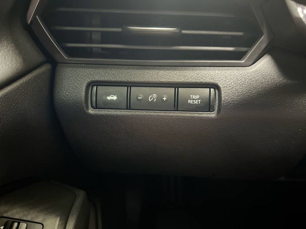 Used 2022 Nissan Altima 2.5 SR FWD image 18