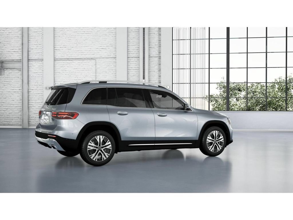 Used 2026 Mercedes-Benz GLB 250 4MATIC image 19