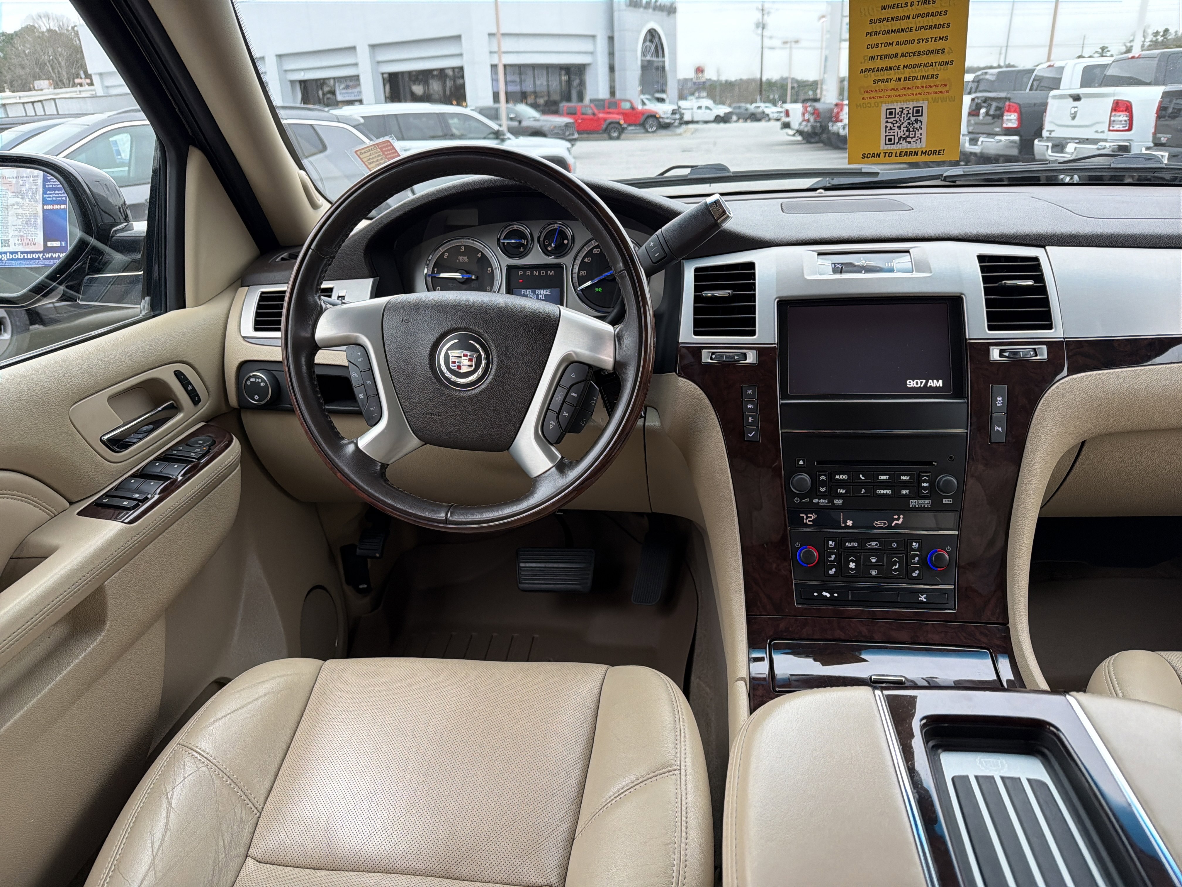 Used 2013 Cadillac Escalade EXT Premium image 25