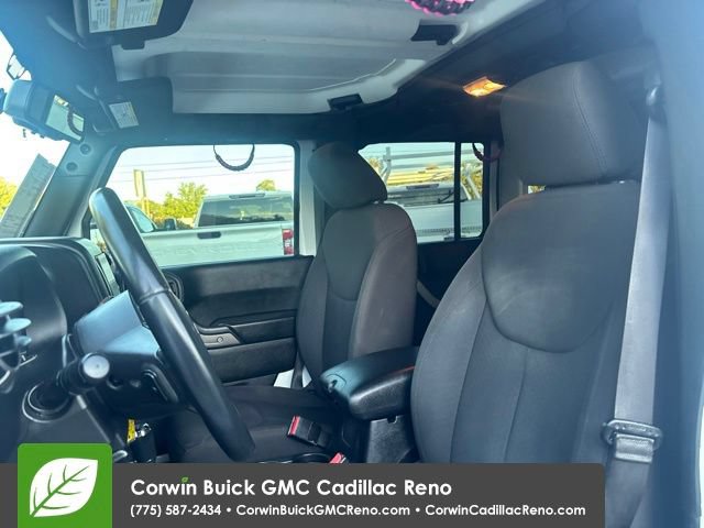 Used 2018 Jeep Wrangler Unlimited Sport S AWD/4WD image 11