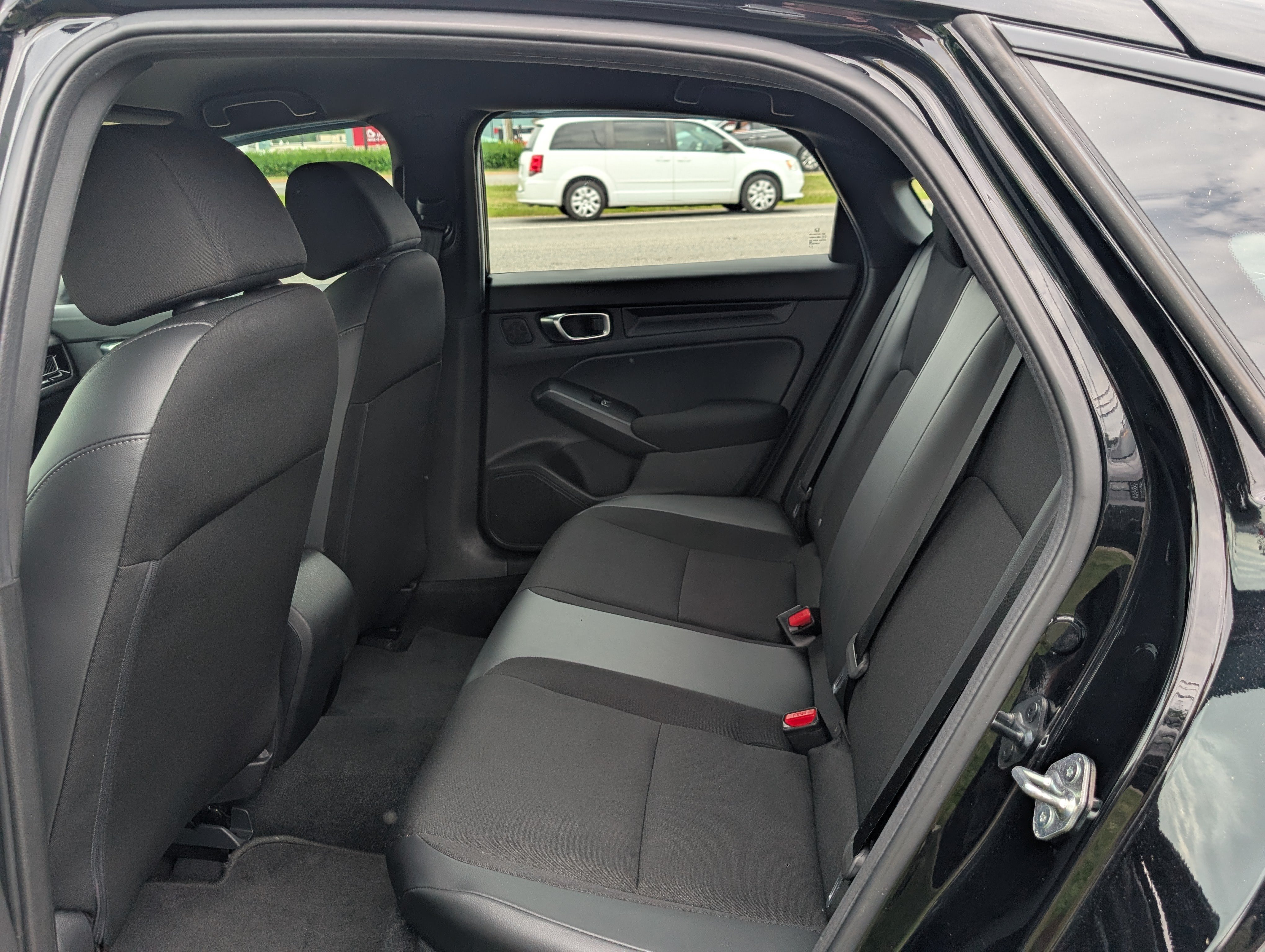 Used 2024 Honda Civic Sport image 10