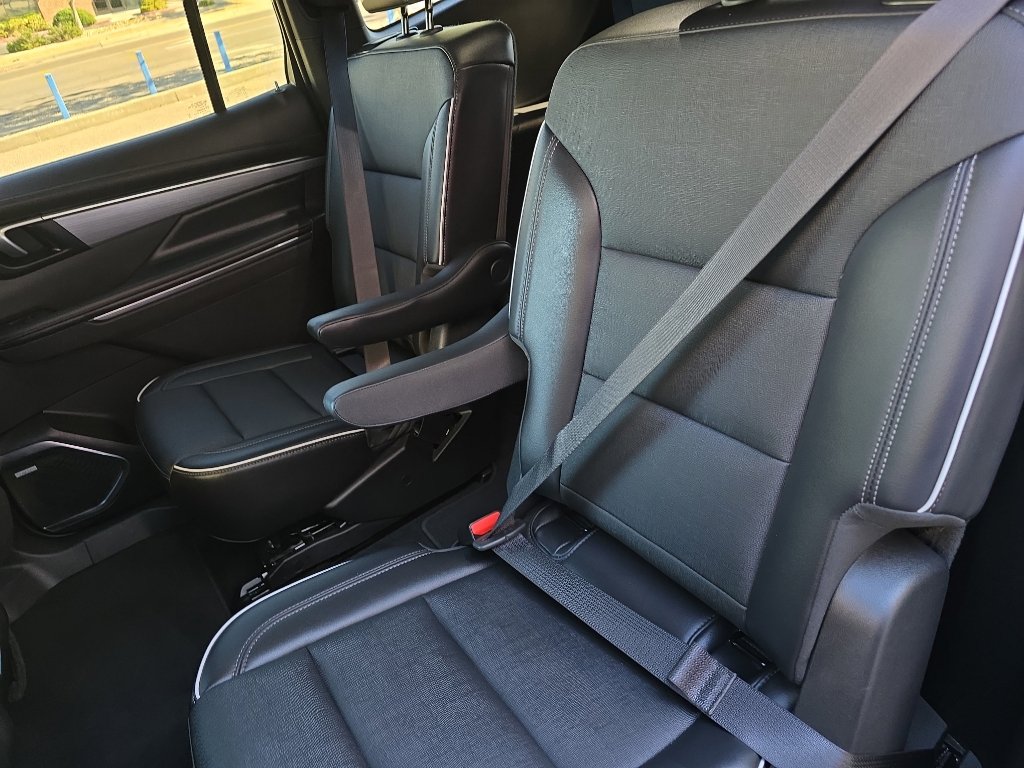 Used 2025 Buick Enclave Preferred image 31