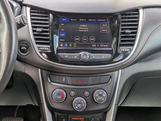 Used 2021 Chevrolet Trax LT w/ LT Convenience Package image 14