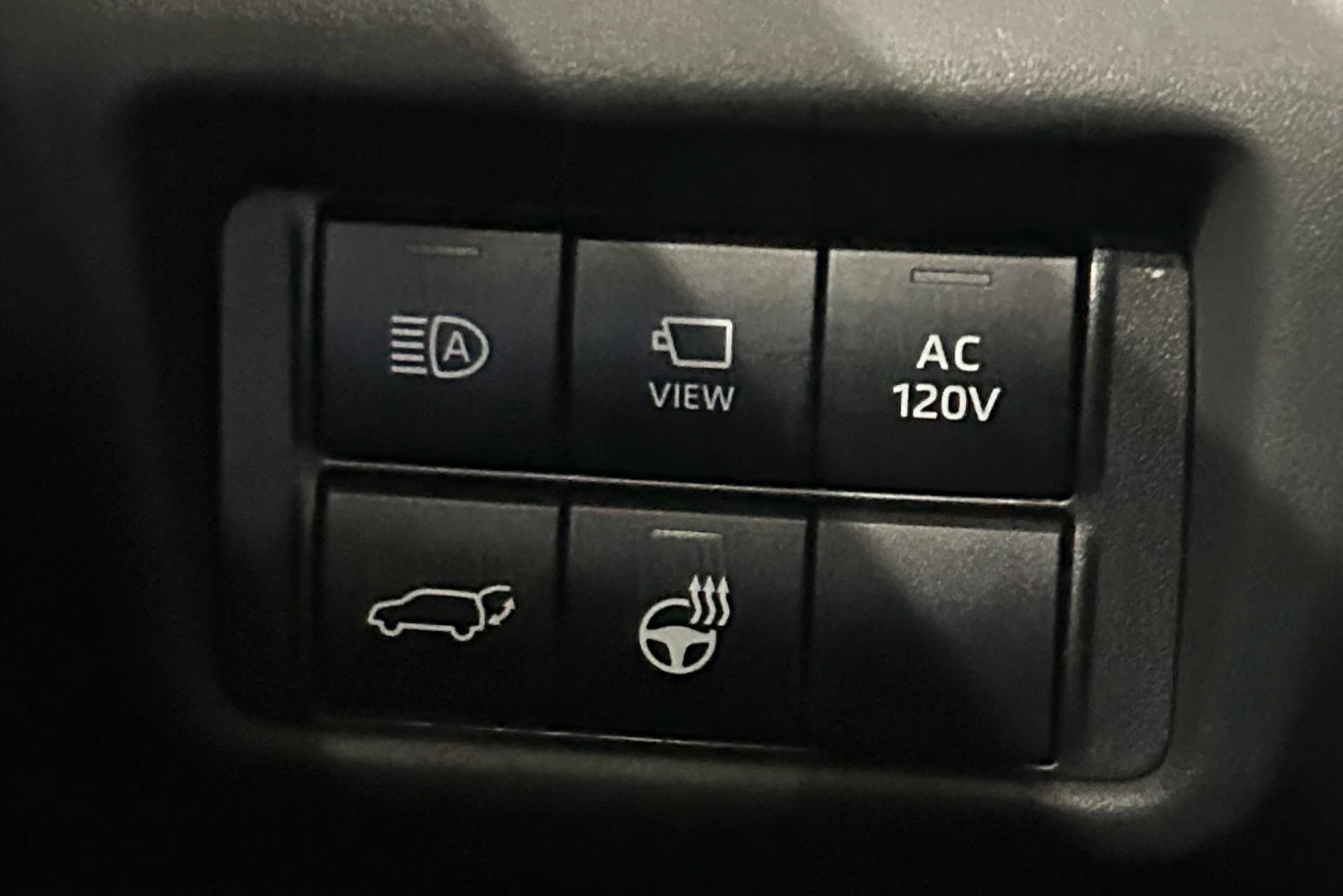 Used 2024 Toyota Highlander Platinum AWD/4WD image 80