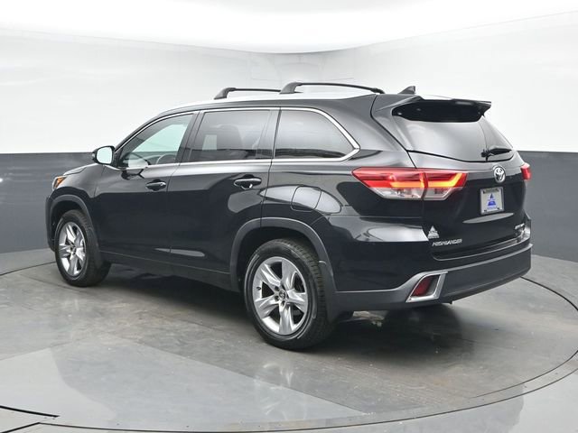 Used 2017 Toyota Highlander Limited AWD/4WD image 7