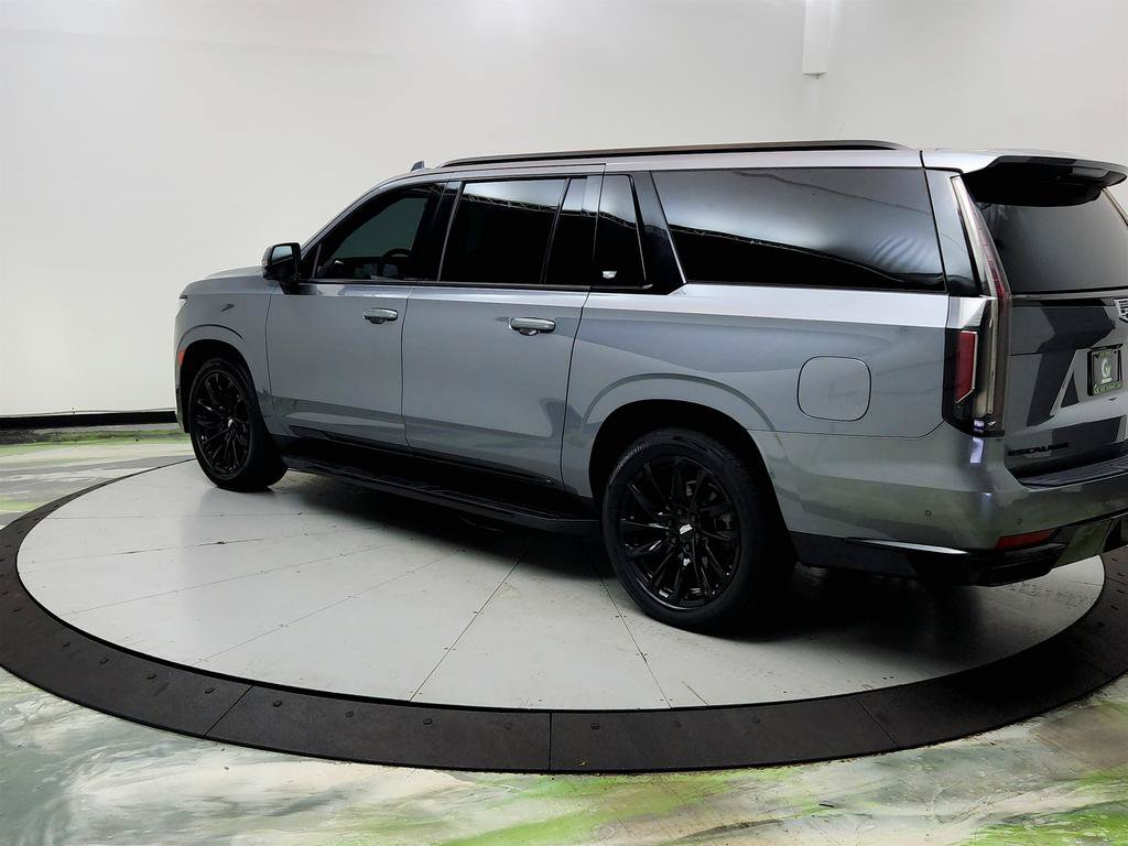 Used 2022 Cadillac Escalade ESV Sport Platinum w/ LPO, ONYX Package AWD/4WD image 7