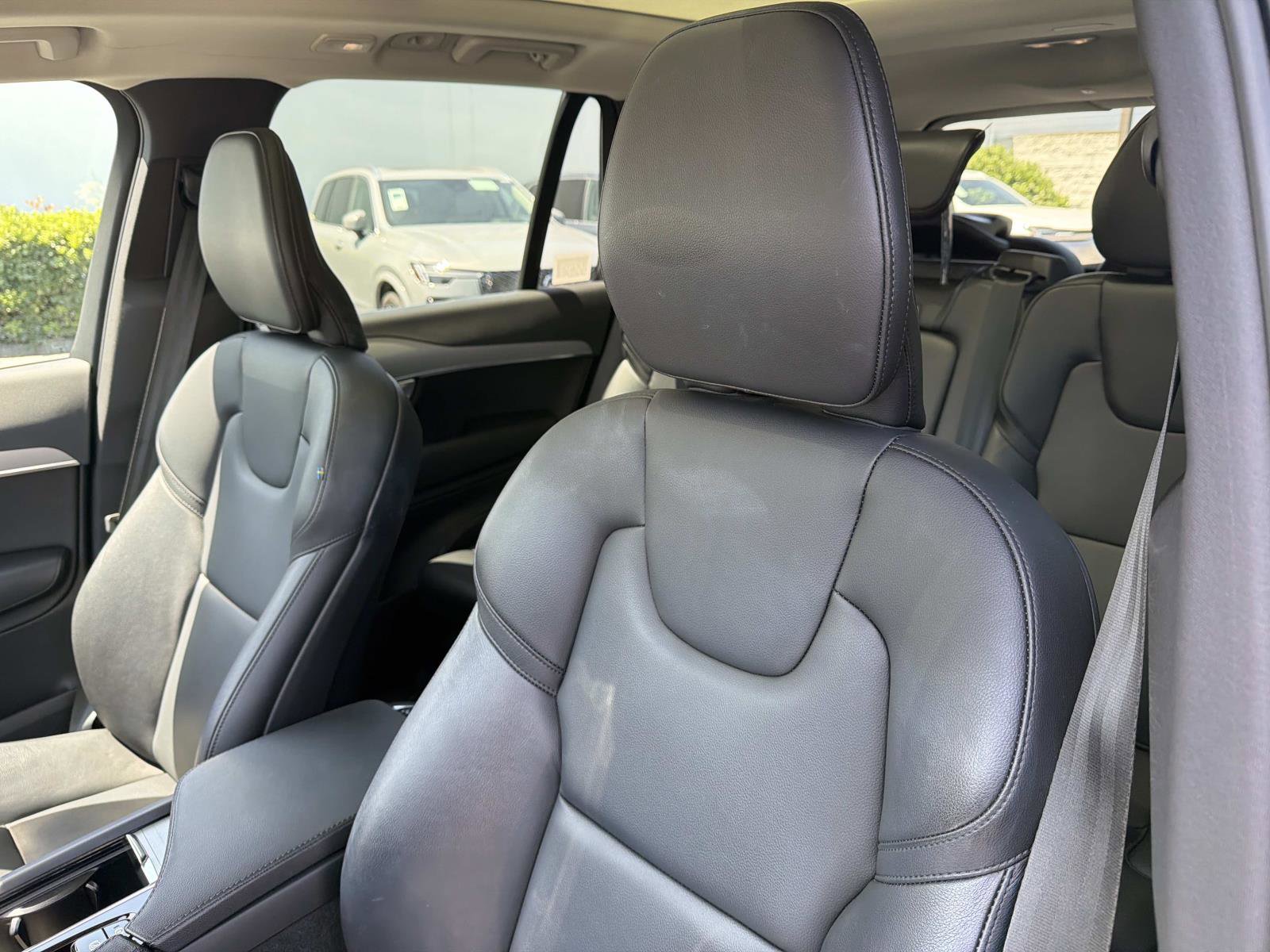 Certified 2023 Volvo XC90 B5 Core AWD/4WD image 19