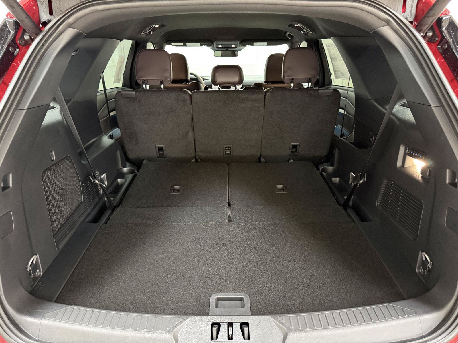 New 2026 Ford Explorer Platinum AWD/4WD image 30