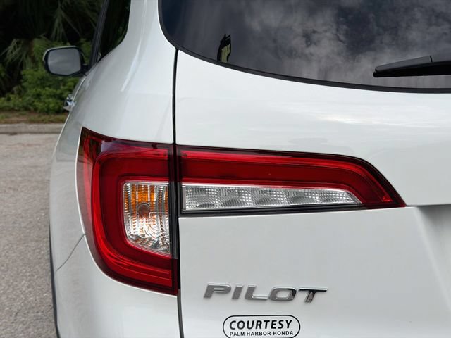 Used 2021 Honda Pilot Touring image 10