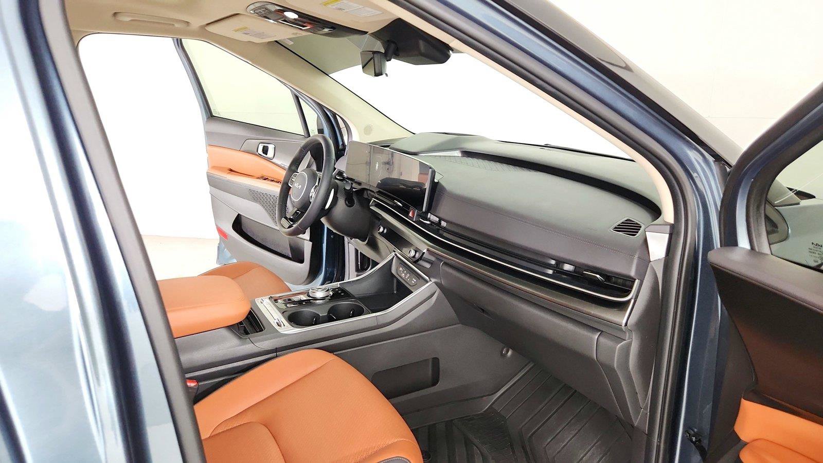 Used 2026 Kia Carnival SX Prestige FWD image 33
