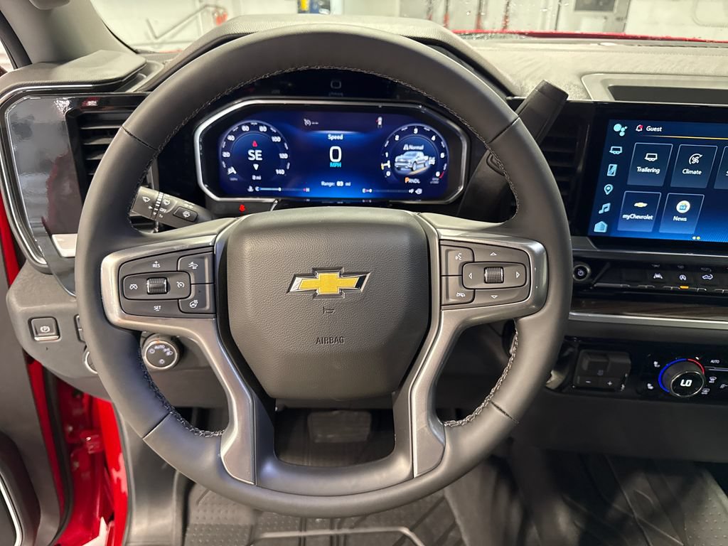 New 2026 Chevrolet Silverado 1500 LT w/ Leather Package AWD/4WD image 6
