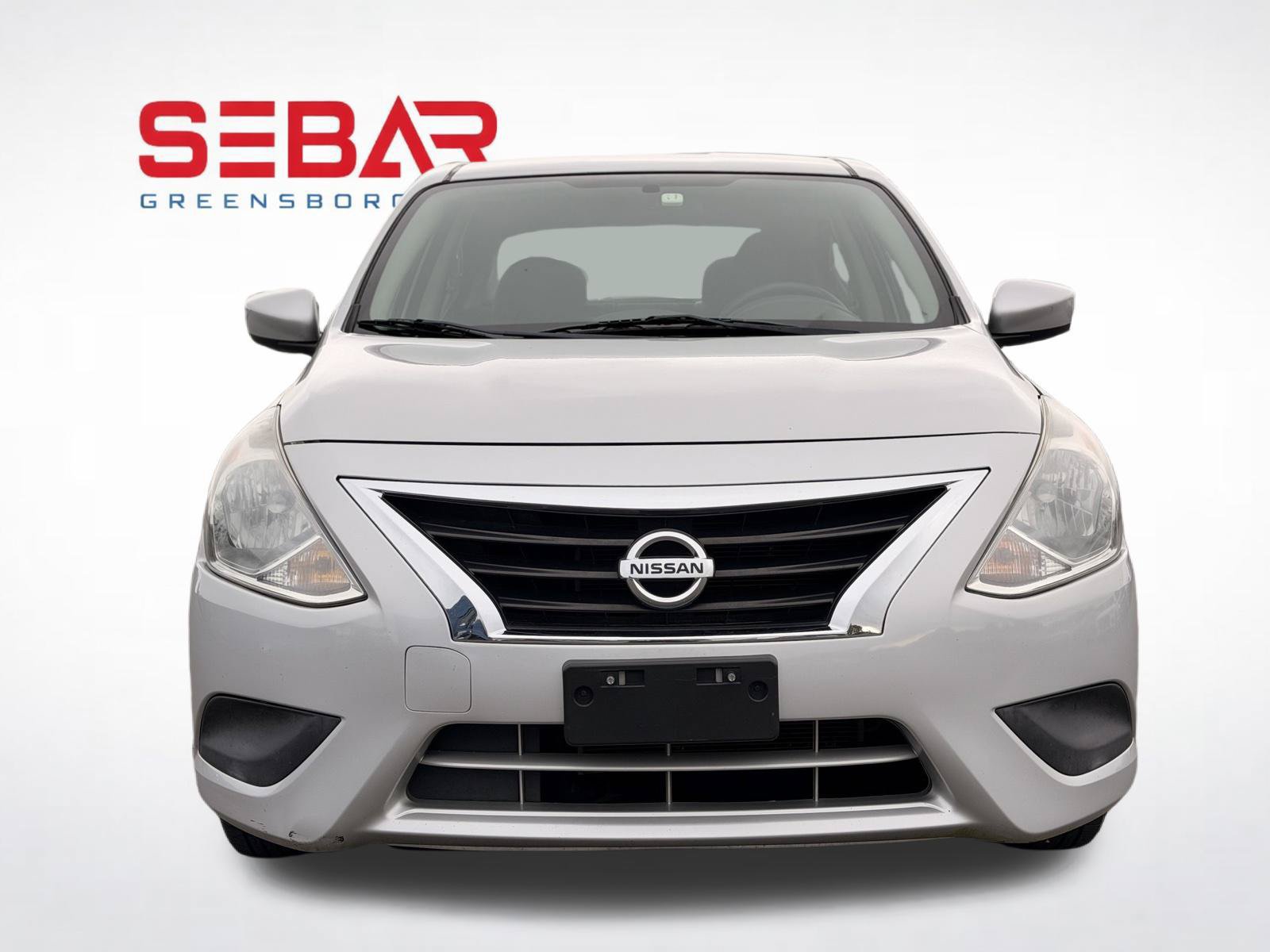 Used 2019 Nissan Versa SV FWD image 5