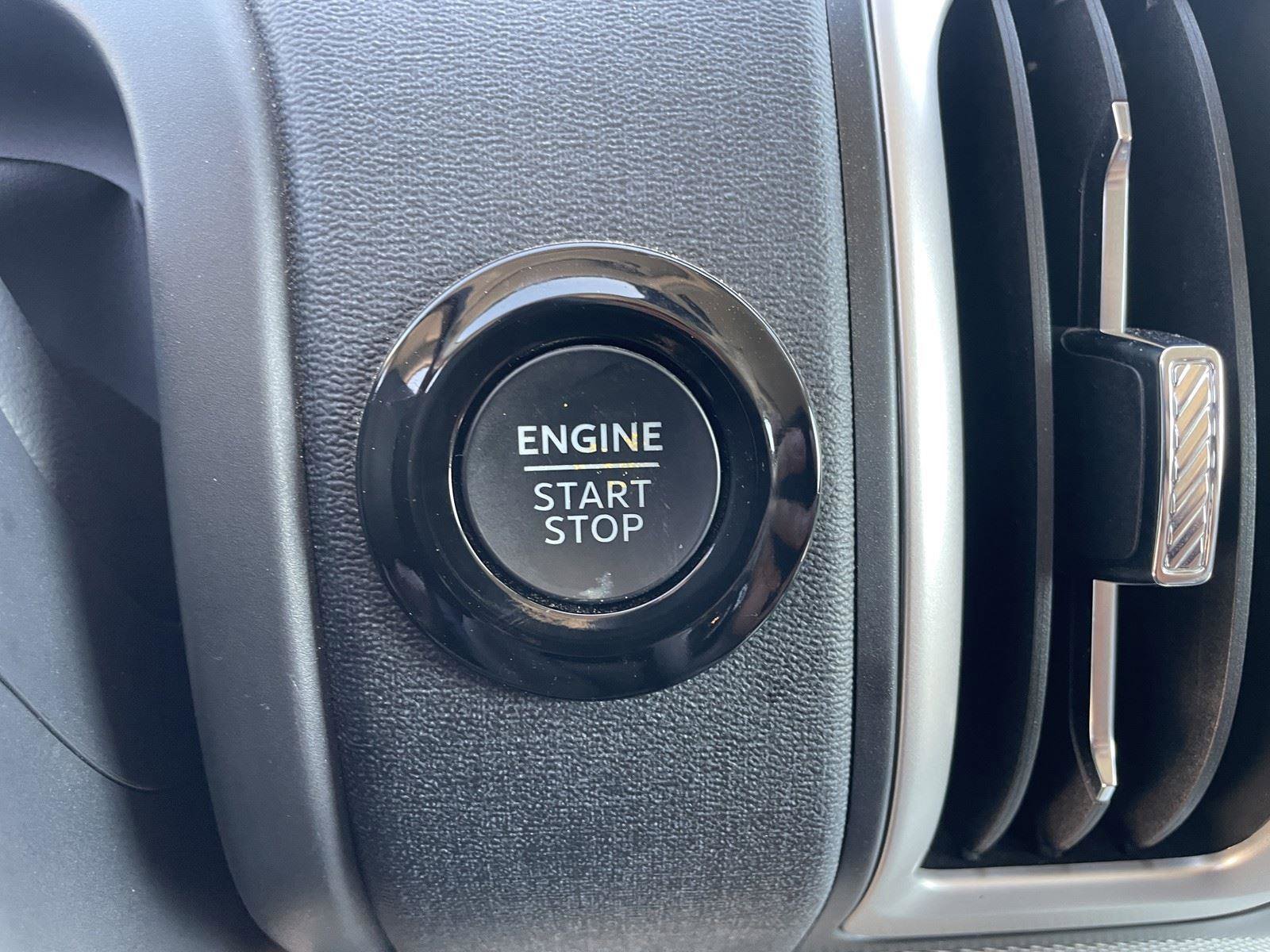 Used 2025 Ford Expedition Active image 19