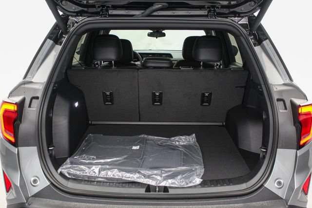 New 2027 GMC Terrain Elevation w/ Elevation Premium Package AWD/4WD image 8
