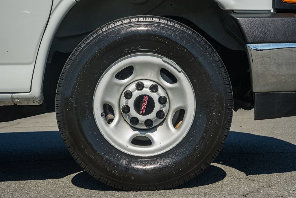 Used 2024 GMC Savana 2500 w/ Driver Convenience Package RWD image 21
