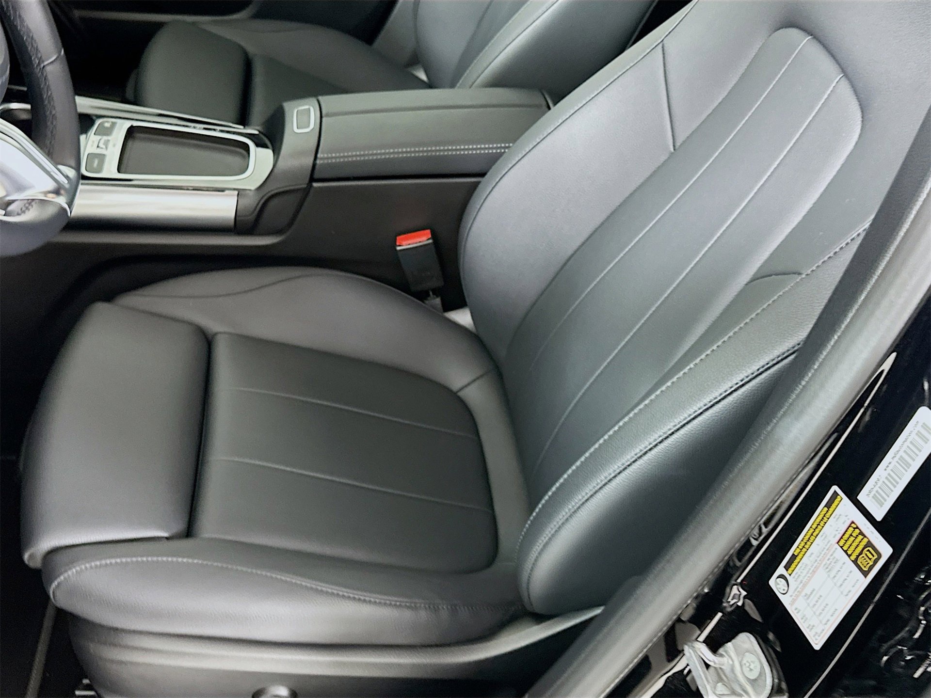 Used 2025 Mercedes-Benz GLA 250 image 19