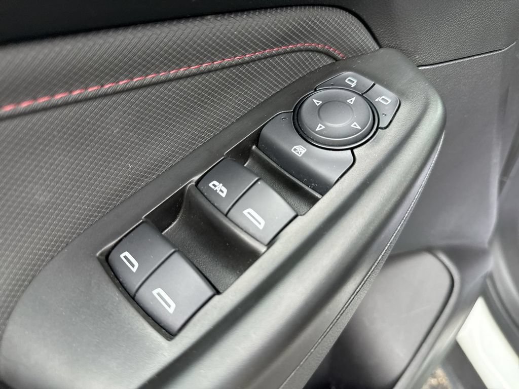 Used 2023 Chevrolet TrailBlazer RS AWD/4WD image 13