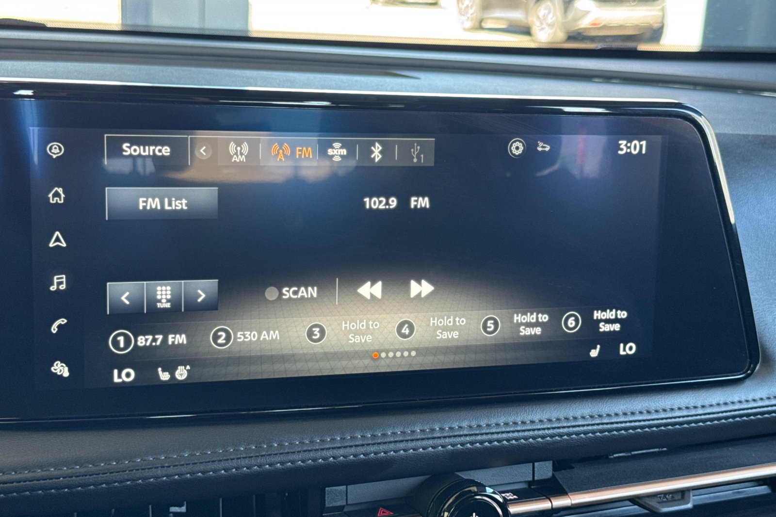 Certified 2024 Nissan Ariya AWD image 27