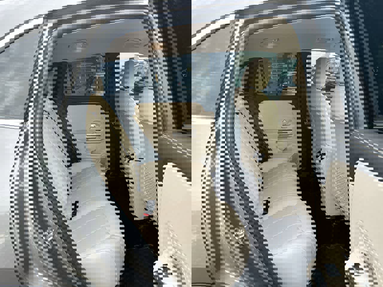 Used 2022 Mercedes-Benz GLA 250 4MATIC image 25