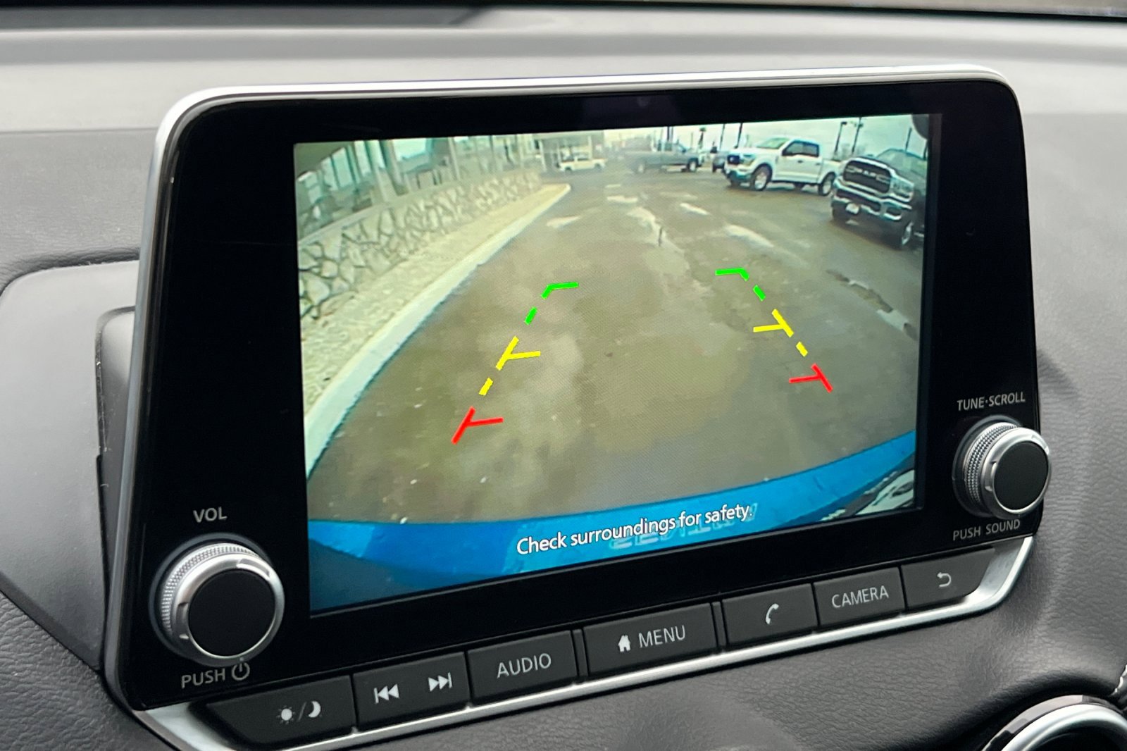 Used 2022 Nissan Sentra SV image 17