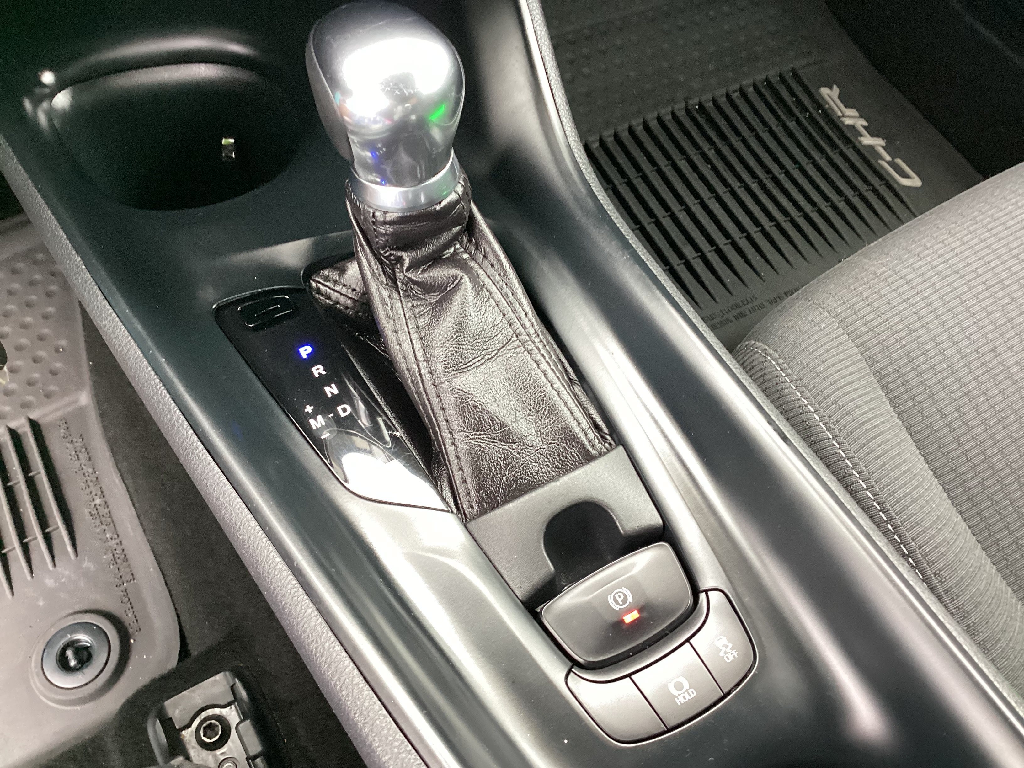 Certified 2018 Toyota C-HR XLE FWD image 10