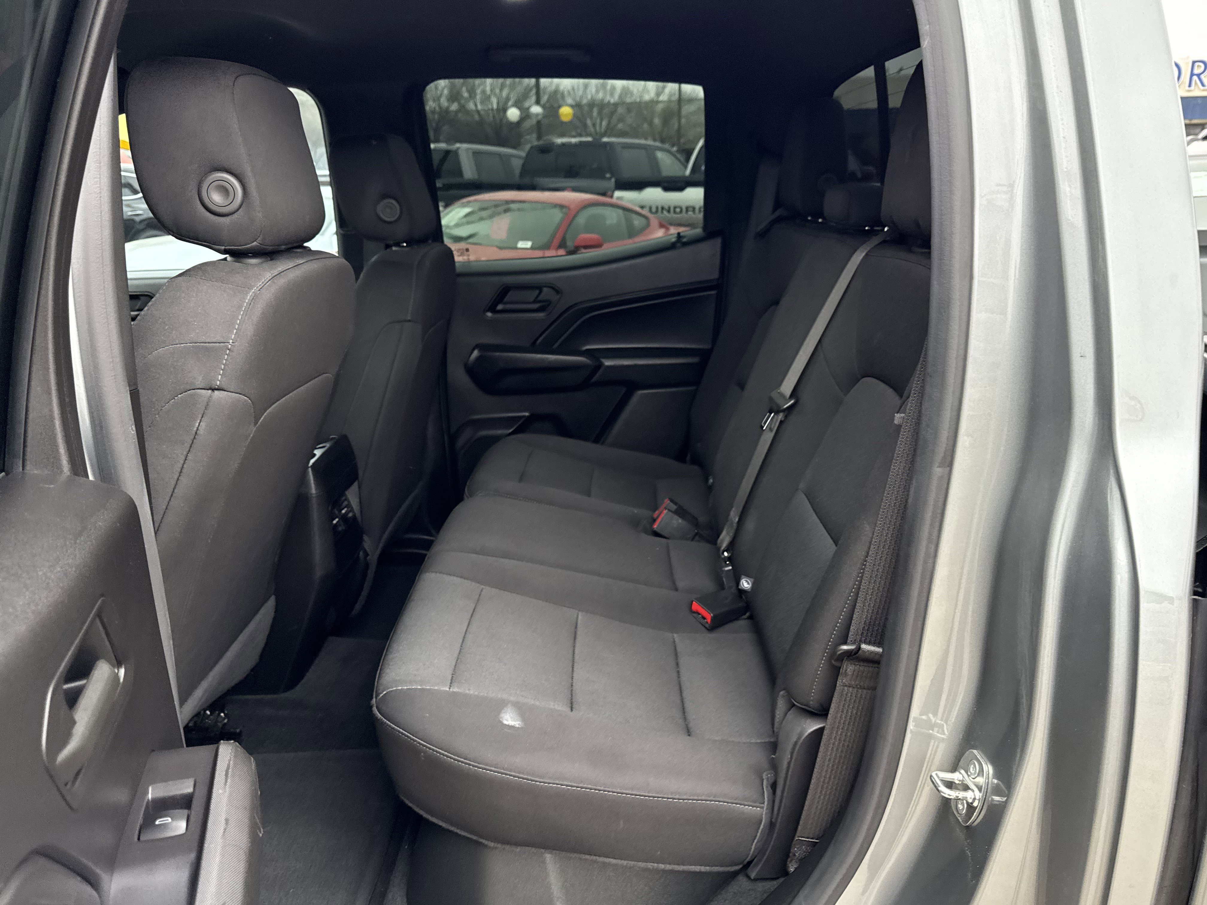 Used 2023 Chevrolet Colorado Trail Boss image 13