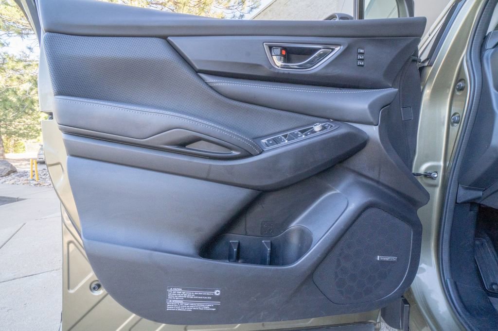 Used 2023 Subaru Ascent Limited w/ Technology Package AWD/4WD image 7