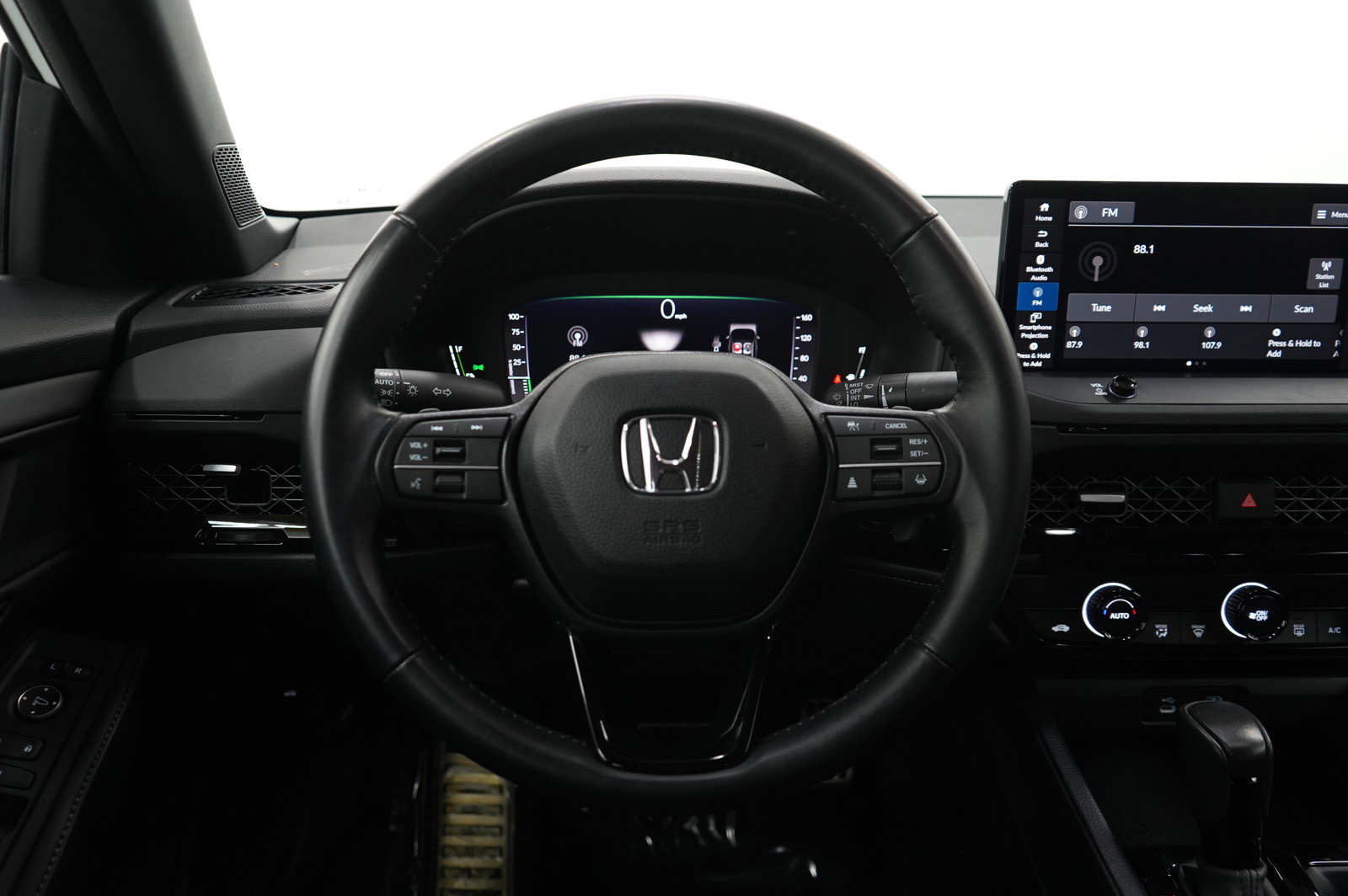 Used 2023 Honda Accord Sport image 13