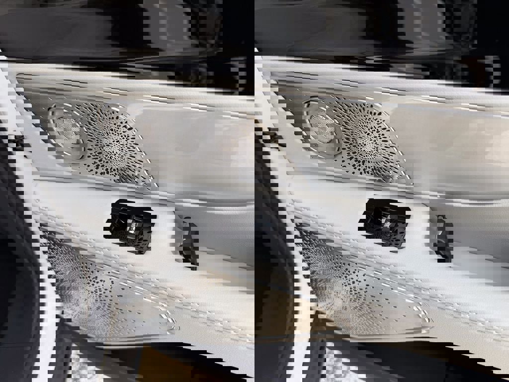 New 2026 Lincoln Nautilus Reserve image 26