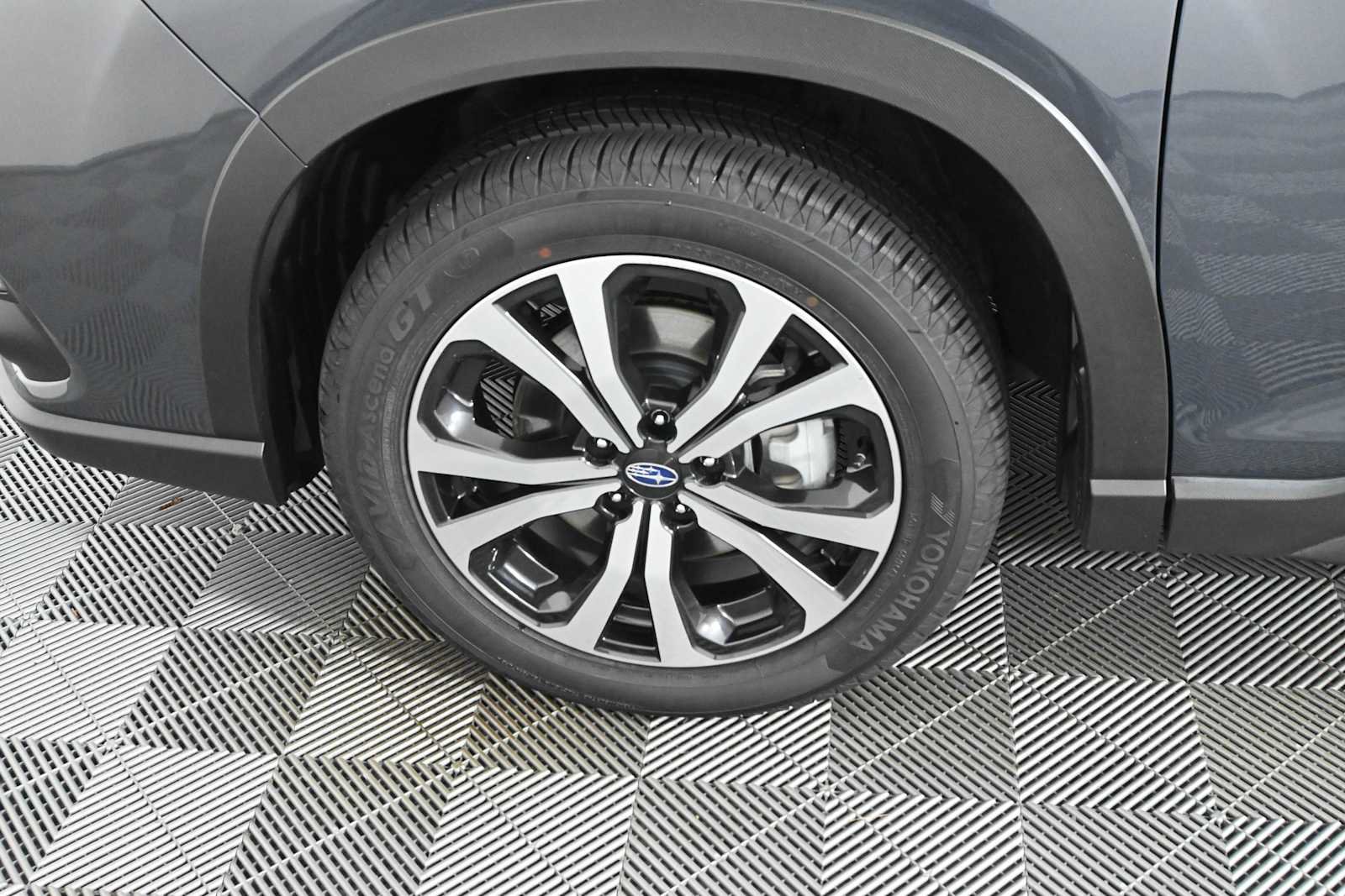 Used 2023 Subaru Forester Limited AWD/4WD image 33
