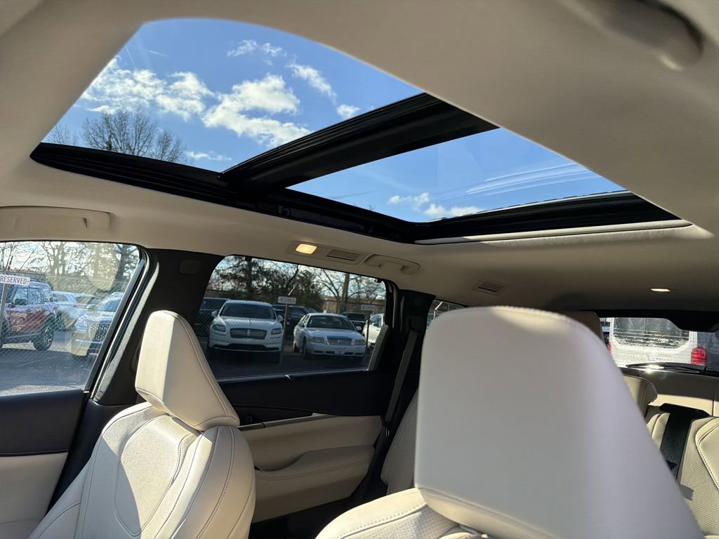 Used 2022 INFINITI QX60 Sensory w/ Vision Package image 29