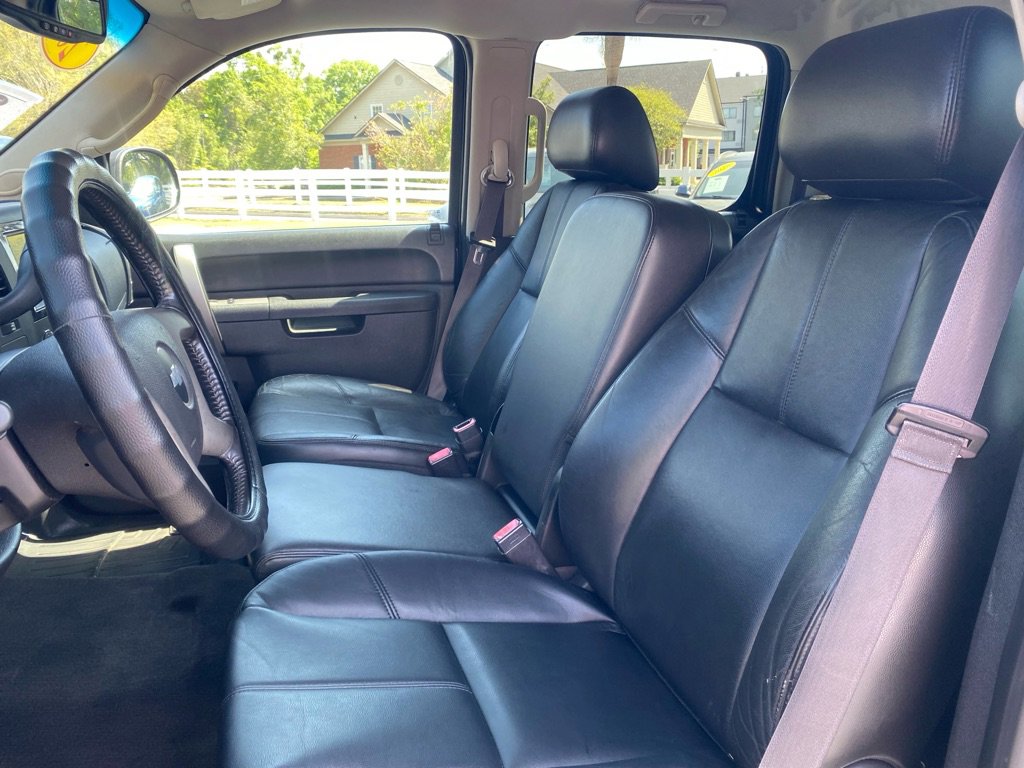 Used 2013 Chevrolet Silverado 1500 LT w/ All-Star Edition AWD/4WD image 35