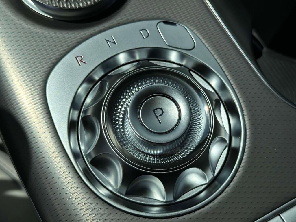 New 2024 Genesis GV60 Performance image 31