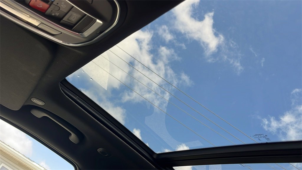 Used 2024 Jeep Wagoneer Series III w/ Premium Group I image 16