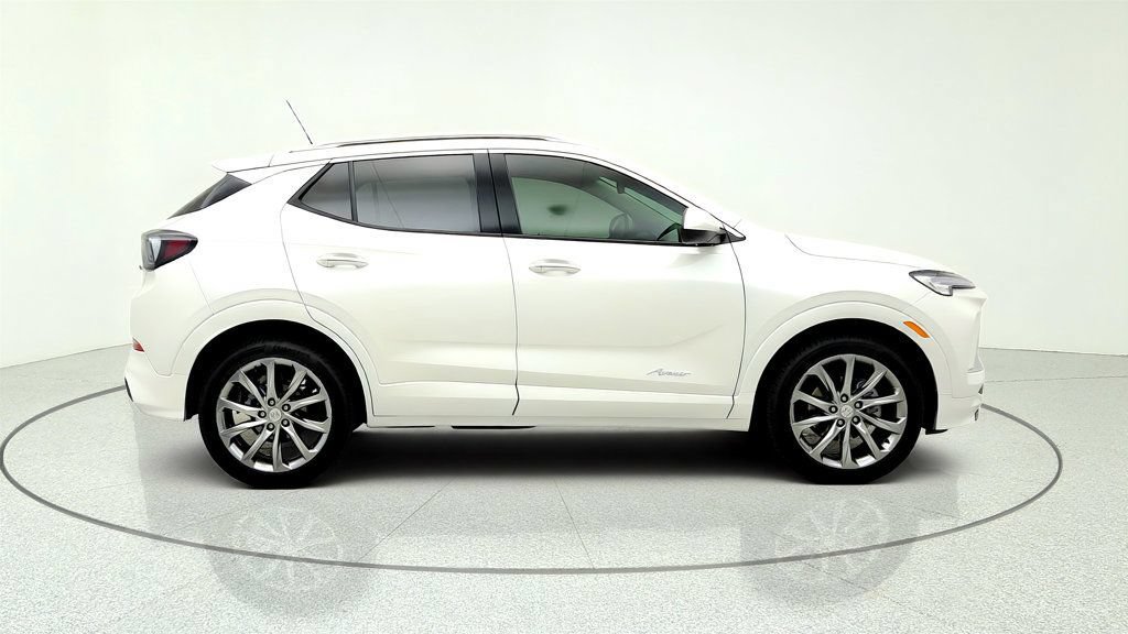 Used 2026 Buick Encore GX Avenir FWD image 4