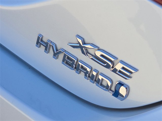 Used 2021 Toyota Camry XSE image 10