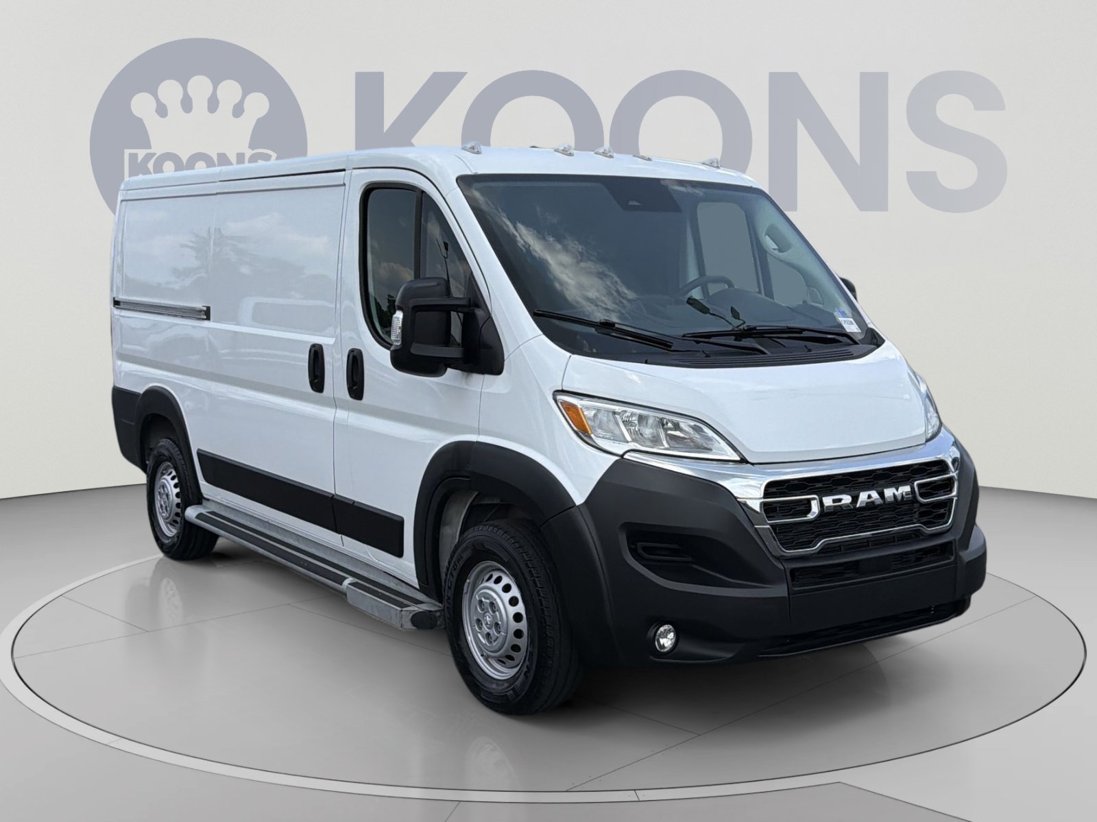 Used 2025 RAM ProMaster 2500 w/ U-Haul Equipment Group FWD image 10