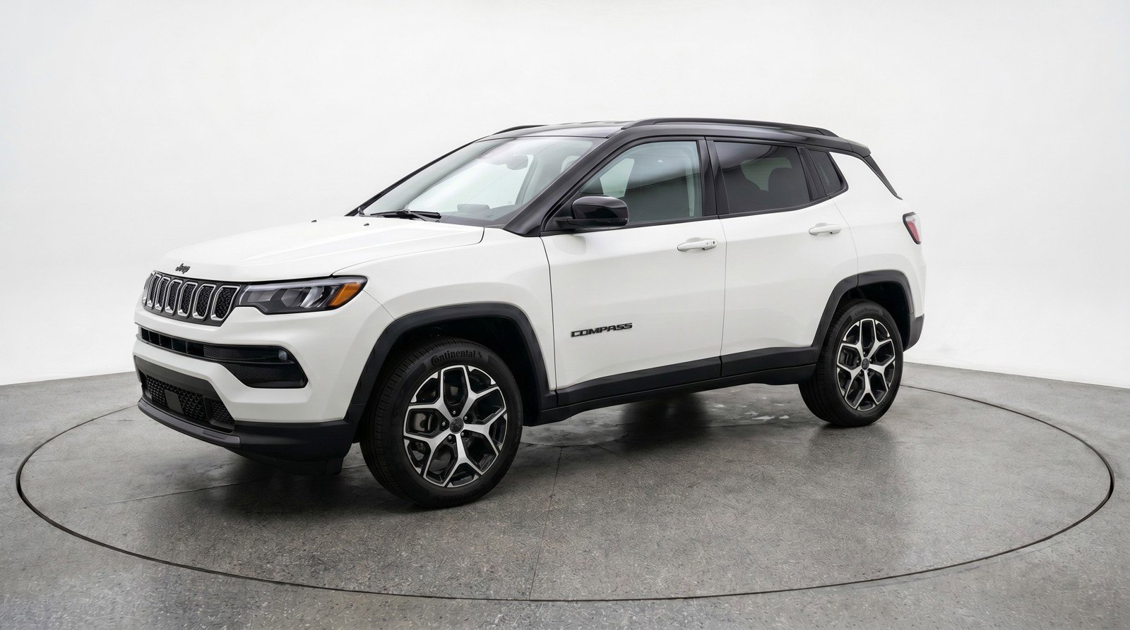 Used 2025 Jeep Compass Limited AWD/4WD image 3