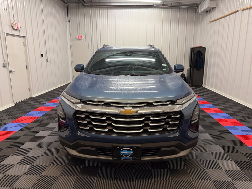 Used 2025 Chevrolet Equinox LT w/ Convenience Package II AWD/4WD image 9